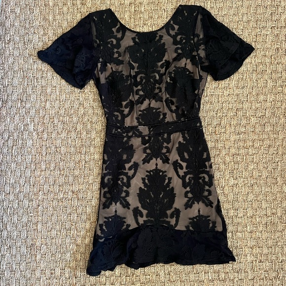 For Love And Lemons Dresses & Skirts - For Love and Lemons San Marcos Dress